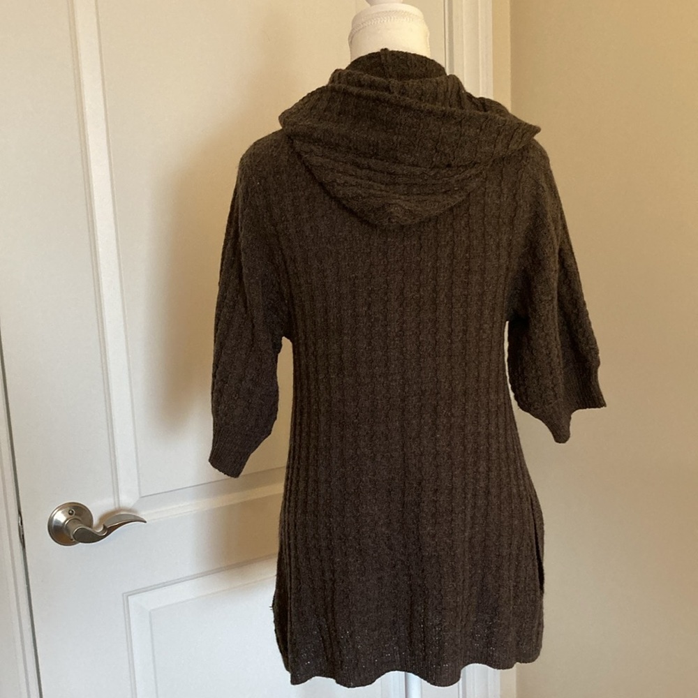 Urban Behaviour Women's Brown Knit Sweater Size L EUC - Picture 4 of 13